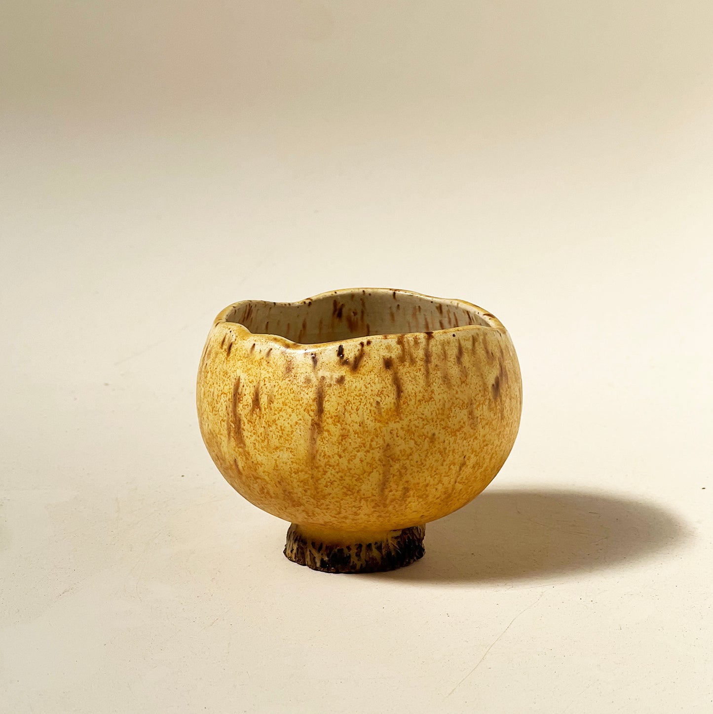 Sake cup - Persian rose